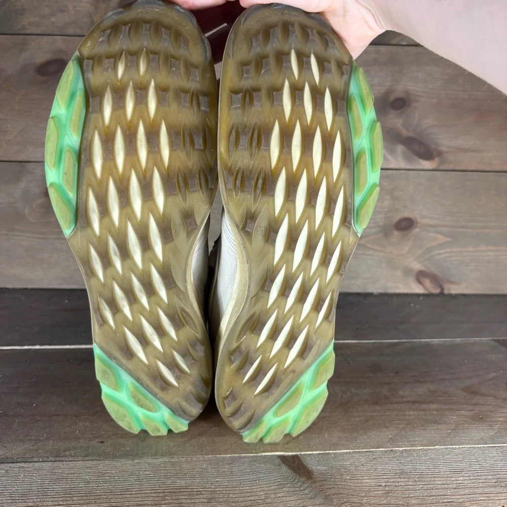 Ecco biom hybrid